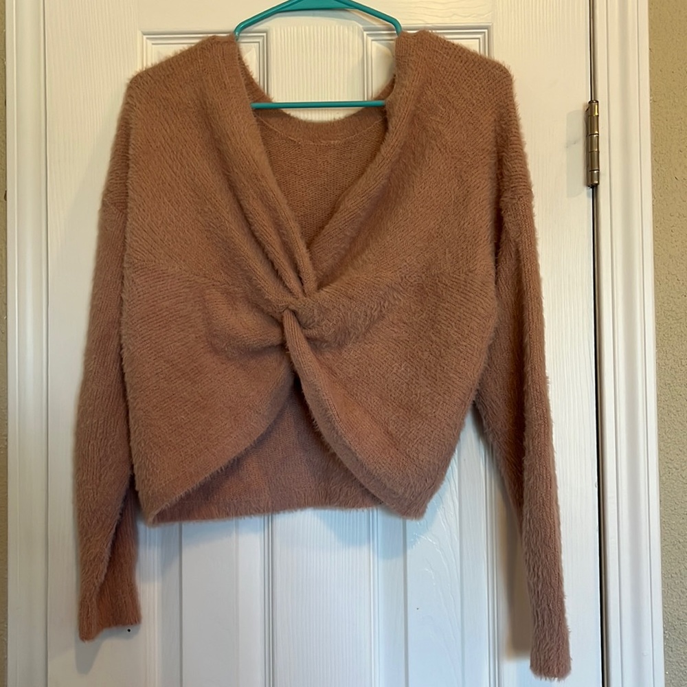 Hollister Women’s Cozy Reversible Twist Sweater, Size Medium, Color: Pink